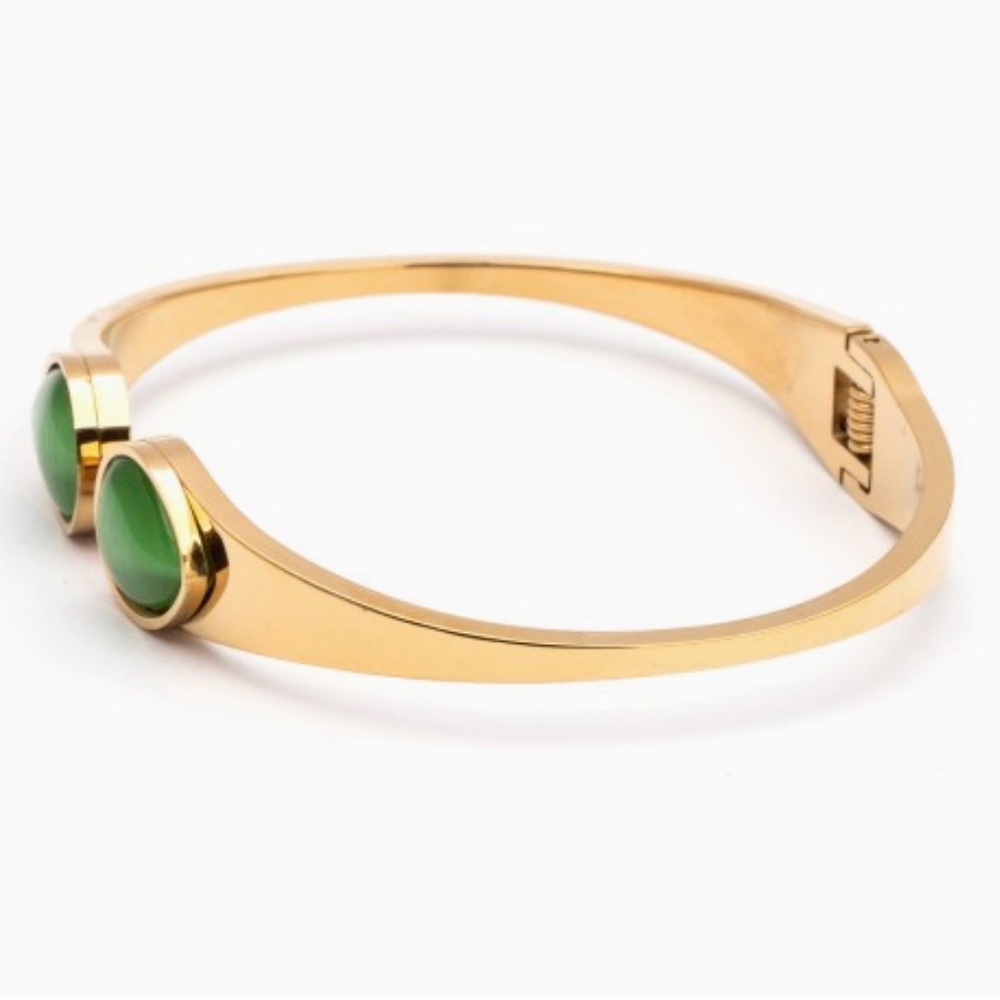 Gold Tone Stainless Steel Cat Eye Hinged Bangle Bracelet Green Stone NIP - Picture 3 of 9